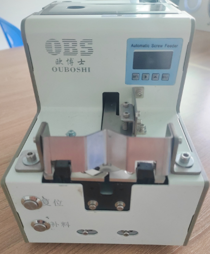̨˿KT-105